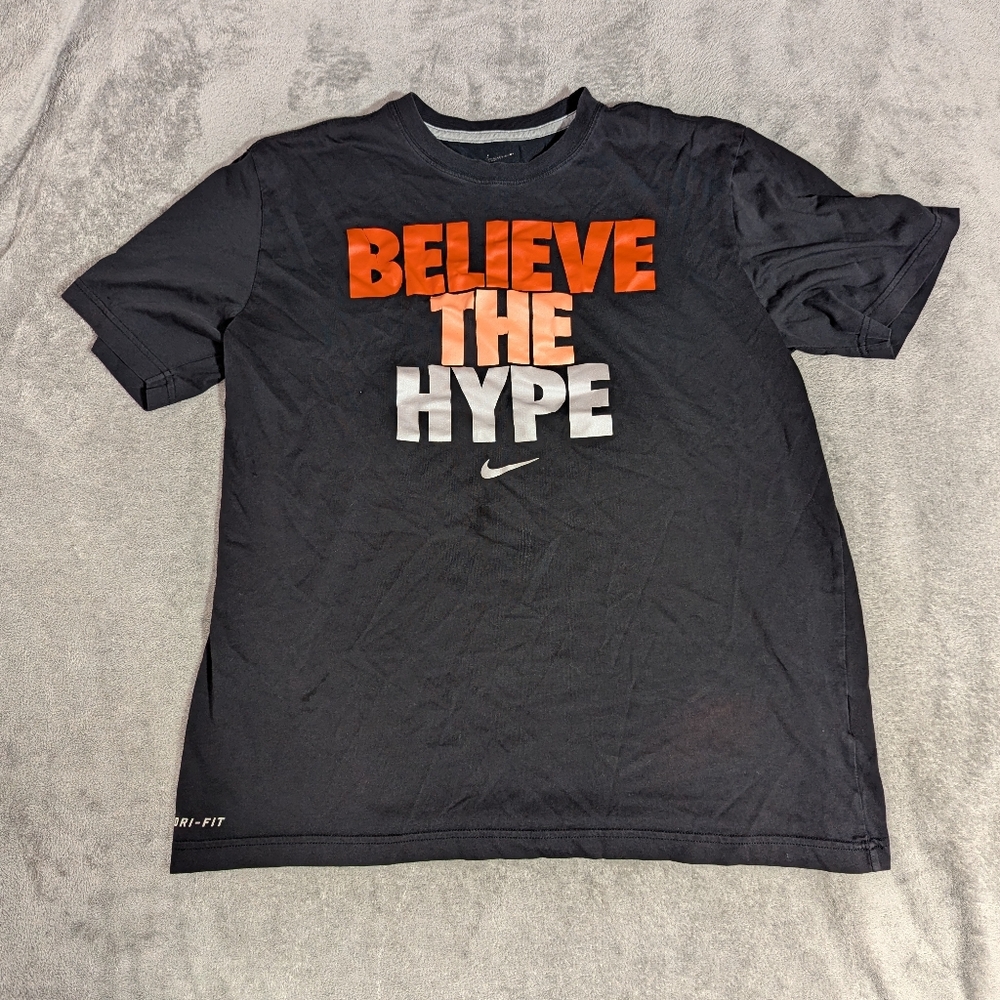 Men's Nike Believe The Hype Large Athletic T-shirt